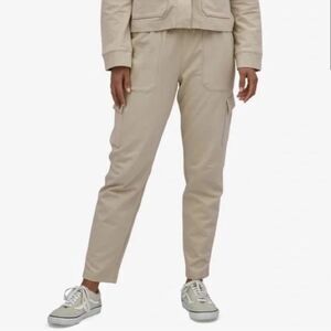 Patagonia Women's Organic Cotton Roaming Cargo Pants size XS Taupe Outdoor